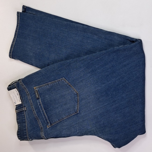 New Eddie Bauer Voyager High Rise Straight Sorbtek Blue Jeans Size 20W - Picture 8 of 17